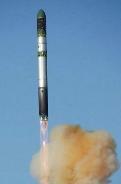 “萨尔马特”洲际弹道导弹