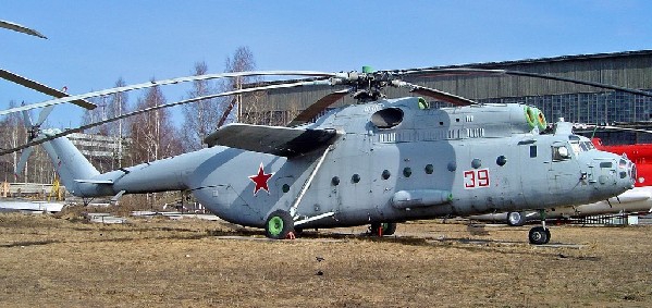 俄罗斯曾经装备过的40吨级直升机——米-6“吊钩”