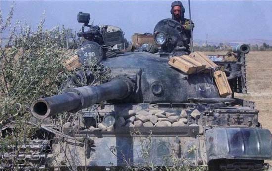 图注：苏联的T-62坦克