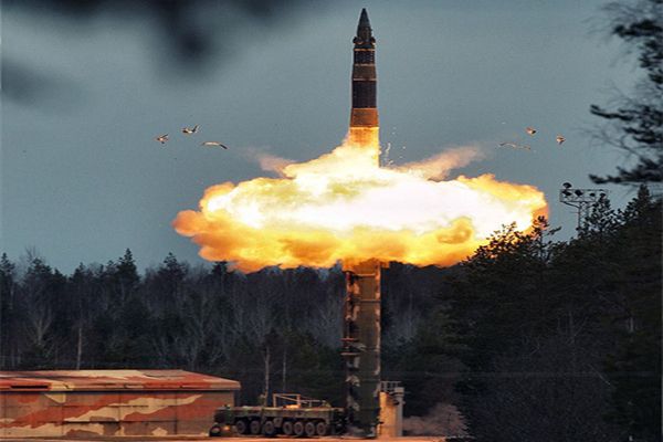 俄罗斯的“白杨”-M洲际导弹与“白杨”洲际导弹是什么关系？