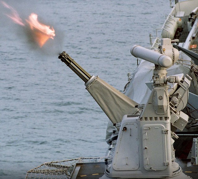 现代舰炮射速极高不到1分钟射光炮弹是缺陷么？