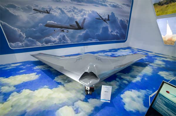 更高、更快、更隐蔽 “天鹰”无人机再现2021珠海航展