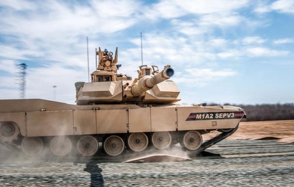 美国的M1A2坦克用了几十年，为什么不研发新坦克？