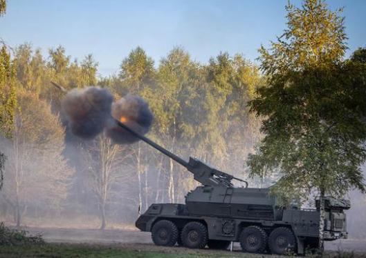 【聚焦俄乌冲突】“祖扎纳2”型155mm轮式自行榴弹炮有何亮点？