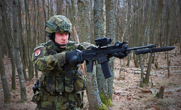 【聚焦俄乌冲突】捷克CZ BREN 2步枪，为何受到媒体追捧