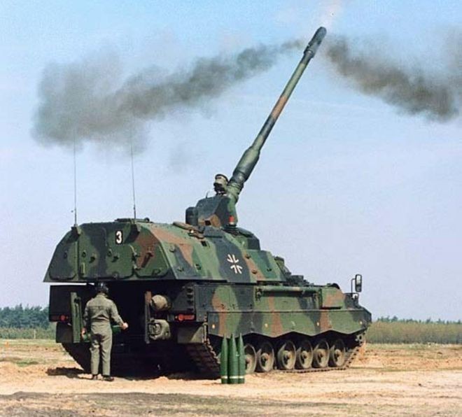 【聚焦俄乌冲突】被打“报废”的PzH2000自行榴弹炮性能究竟如何？