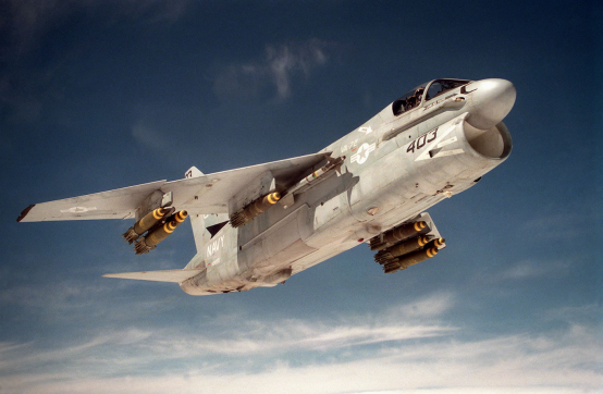 接替“熊猫”的“大黄蜂”，美国海军F/A-18战斗机