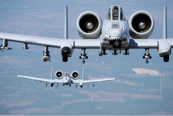 作为专职攻击机，A-10还适应现代战争吗？