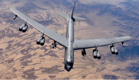 虽老，尚善饭——美国B-52战略轰炸机