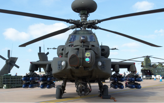 一树之高的杀手——AH-64“阿帕奇”武装直升机