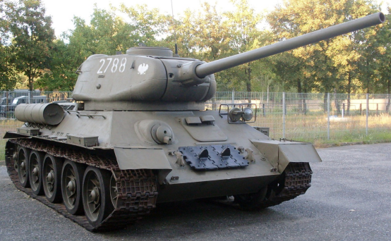 苏式坦克的传奇经典——T-72主战坦克