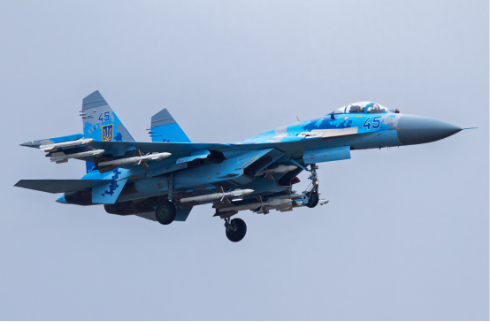 隐身空战来临，苏-27家族还能在俄罗斯飞多久？